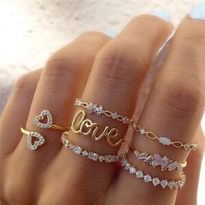 Elegant Gold Women's Accent Ring Set Love